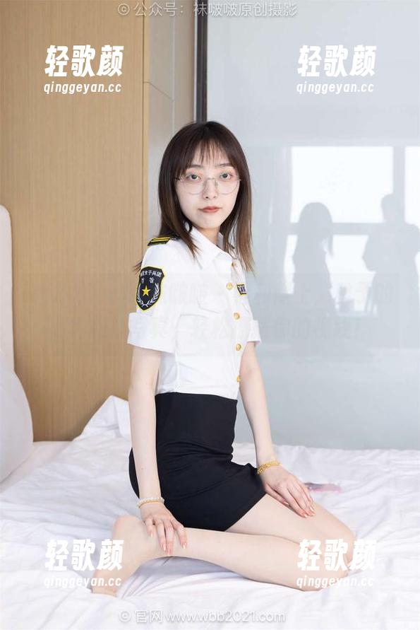 BoBoSocks袜啵啵 - 福利献上，稚予的肉色网袜写真，轻松撩拨你的视线！