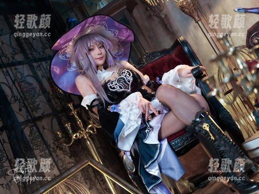 Machi马吉带你看到不一样的白丝写真，原图那么直白又暧昧