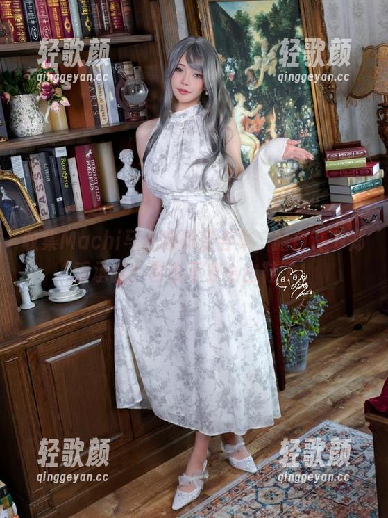 收集Machi马吉的裸足合集，暗自许下郑重承诺：再也不穿小白鞋了！