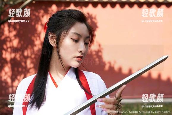 MiiTao蜜桃社 - 这是一场小魔女lily的婚纱秀图片合集，逗趣与优雅的交织可不容错过哦！