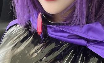 点开！Sayo Momo为你打开黑色复活节兔女郎的在线美图大门！