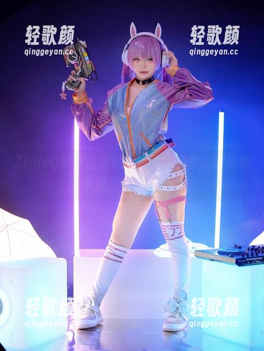 ZinieQ的作品里藏着温柔，预警：请勿靠太近，容易融化！