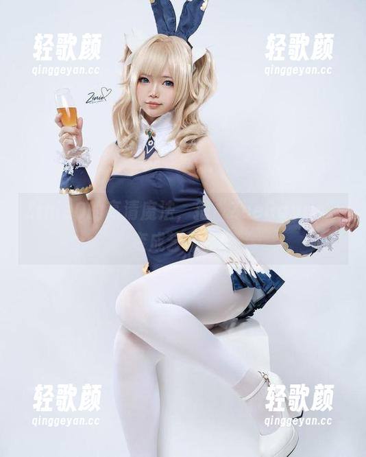 ZinieQ的高清魔法，把“ZoeRayne”变成艺术品！