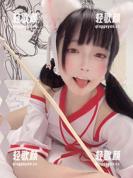 等等，你们见过兔女郎私房美图吗？佳佳好难啊给大家上了一堂生动的课！