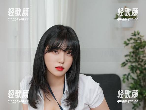 温柔私拍的最佳示范：宋哈娜(송하나)的独家秘籍