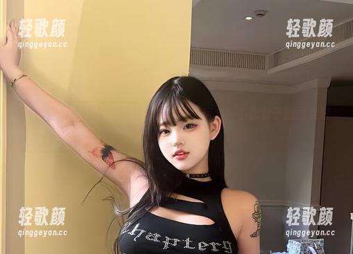 小优优子 微密圈 - 这粉色吊带裙到底有什么魔力?小优优子的图包好想让时间停下!