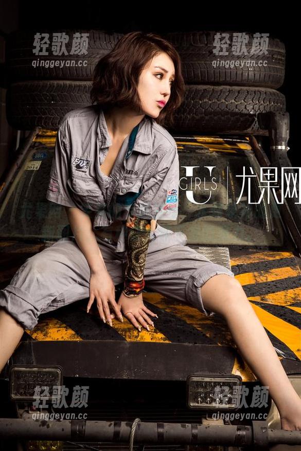 尤果网 - 笑笑的专属浴室：水珠映衬的更新图片，有种让人停下来的魔力。