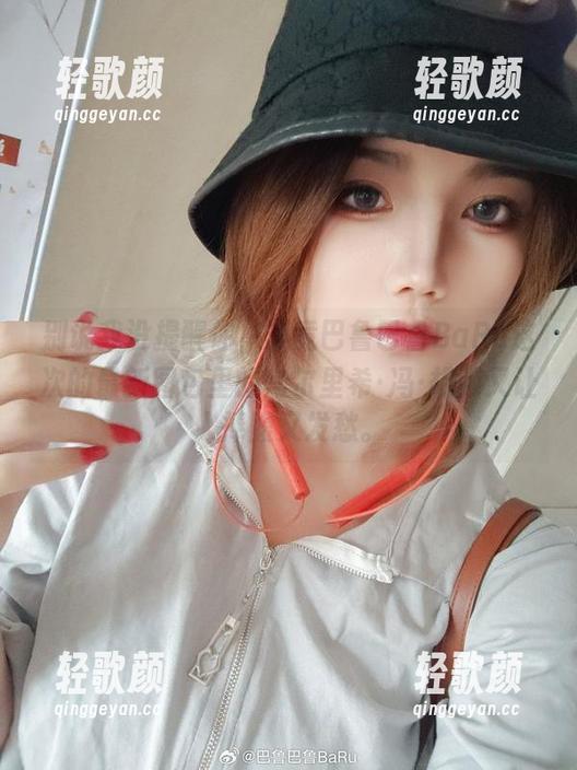 别说我没提醒你，毕竟巴鲁巴鲁BaRu这次的最新图包里的乌尔里希·冯·胡滕又让人捧腹又发愁。