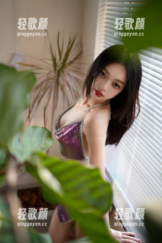 微密圈 - 徐珺大哥最新连体衣资源，一转身就让人心乱。