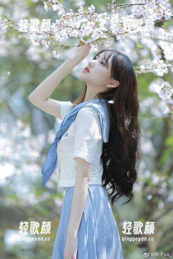 樱花限定合集——当怡子yiii碰上花瓣，画面怎么就这么诗意？我真的不懂，这是真的嘛。