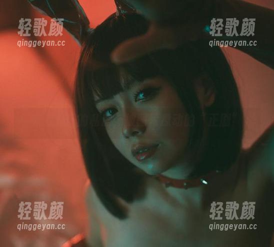 末夜787的私房，被图片撩动的“正剧”