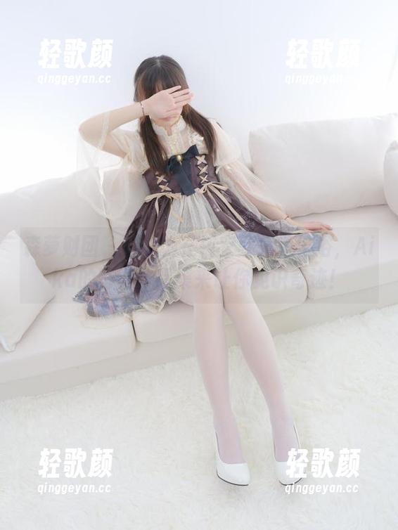森萝财团 - 别以为在浴室就只有洗浴，Aika的写真作品集来让你见识奇迹！