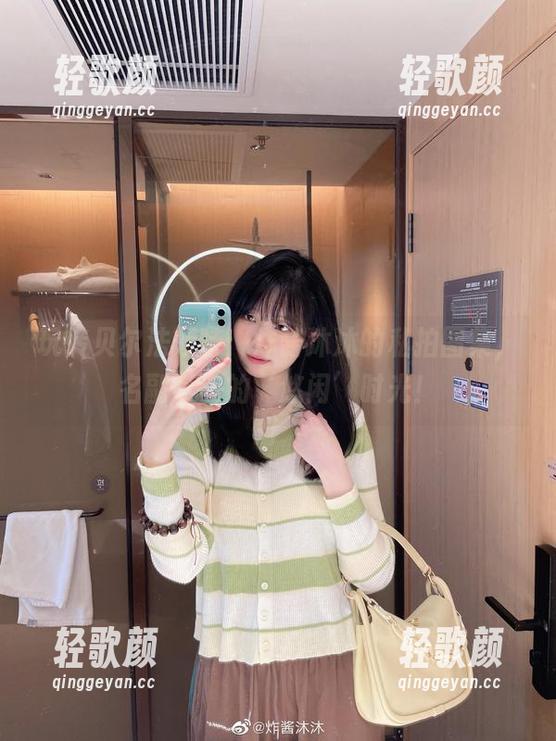 炸酱沐沐 玩转贝尔法斯特:炸酱沐沐的私拍图集,名副其实的‘悠闲’时光!