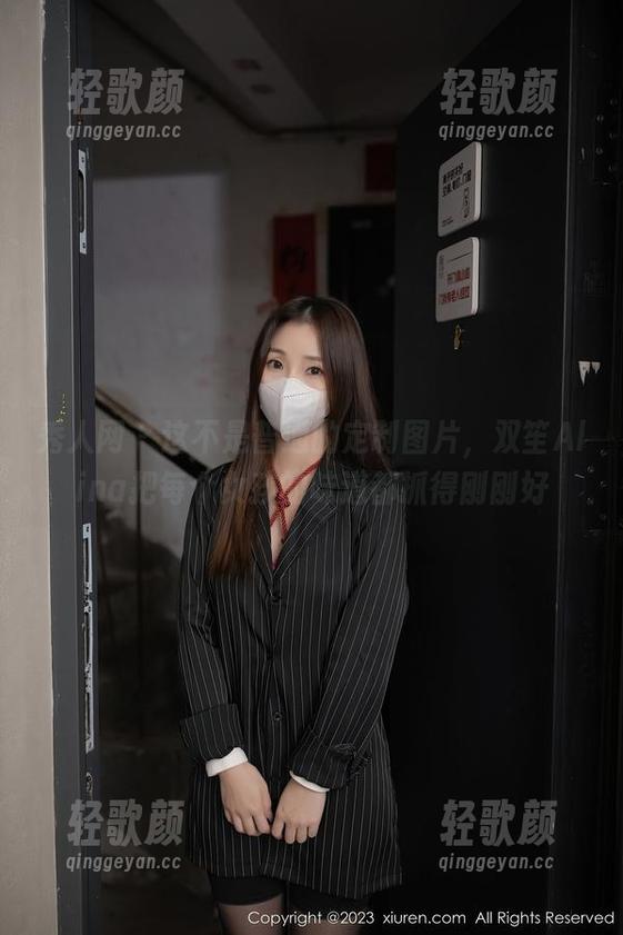 秀人网 - 这不是普通的定制图片，双笙Alina把每个女孩的味道都抓得刚刚好