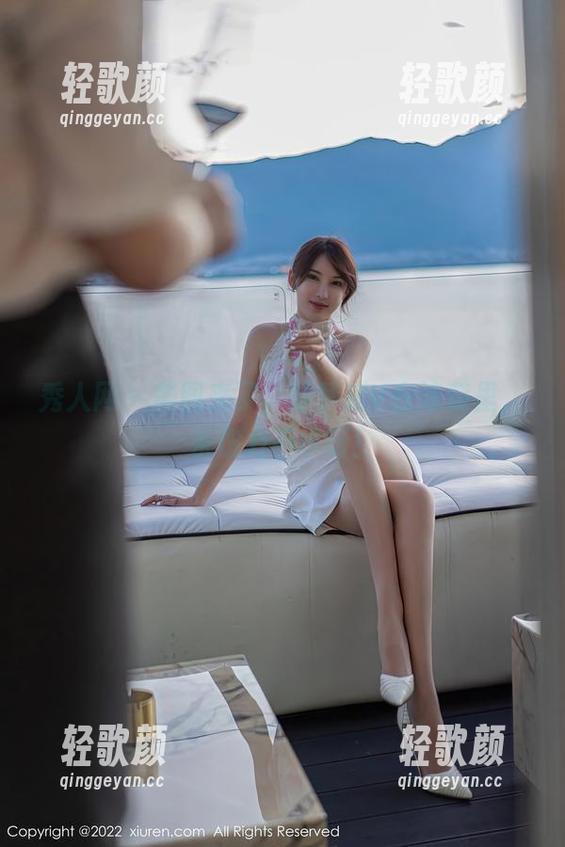 秀人网-孙梦瑶V 秀人网 - 美图来了,孙梦瑶V在泳装里,杀伤力不小呀!