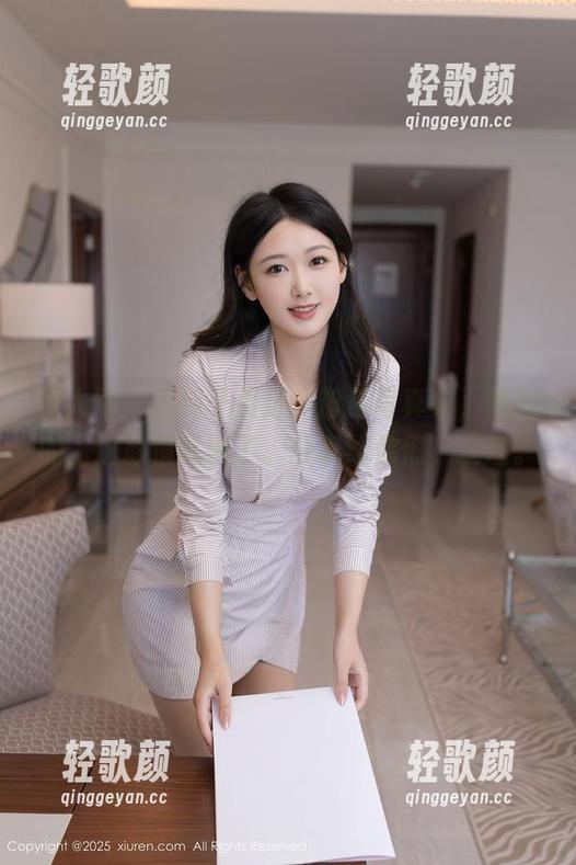 秀人网 - 小纯子最近的粉色写真集，没别的，这颜值就够了。分享给你们，嘿嘿。