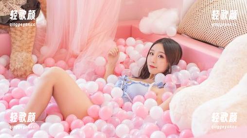 穆零Mu0海边：作品上线，我的沙滩造型，你能猜是休闲还是即兴跳舞？