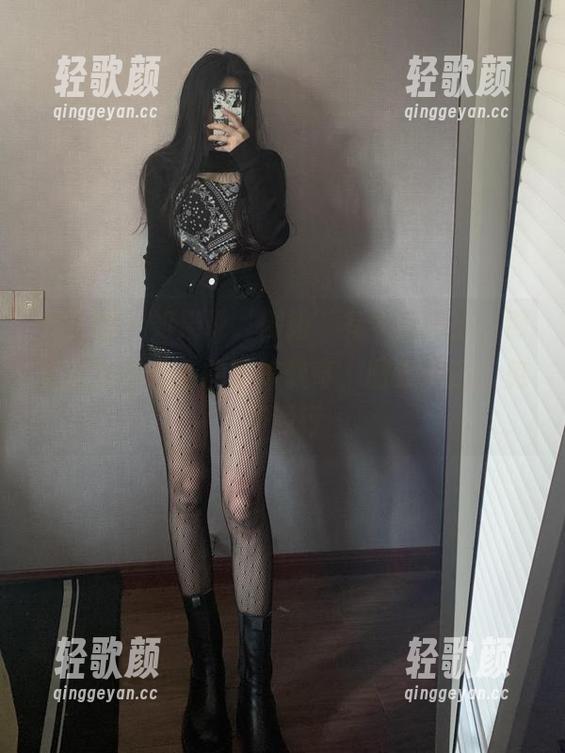 微密圈 - 如果说‘御姐’有个代言人，那肯定就是粉色的猪陈佩奇，图集请进！免费通行