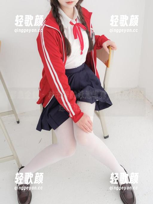 紧急企划 - 林书辞的泳池写真，就这样流连忘返吗？
