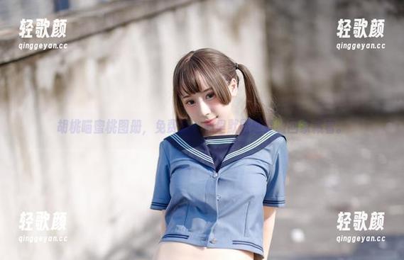 胡桃喵蜜桃图册，免费的，心里默默想要搬回家藏着。